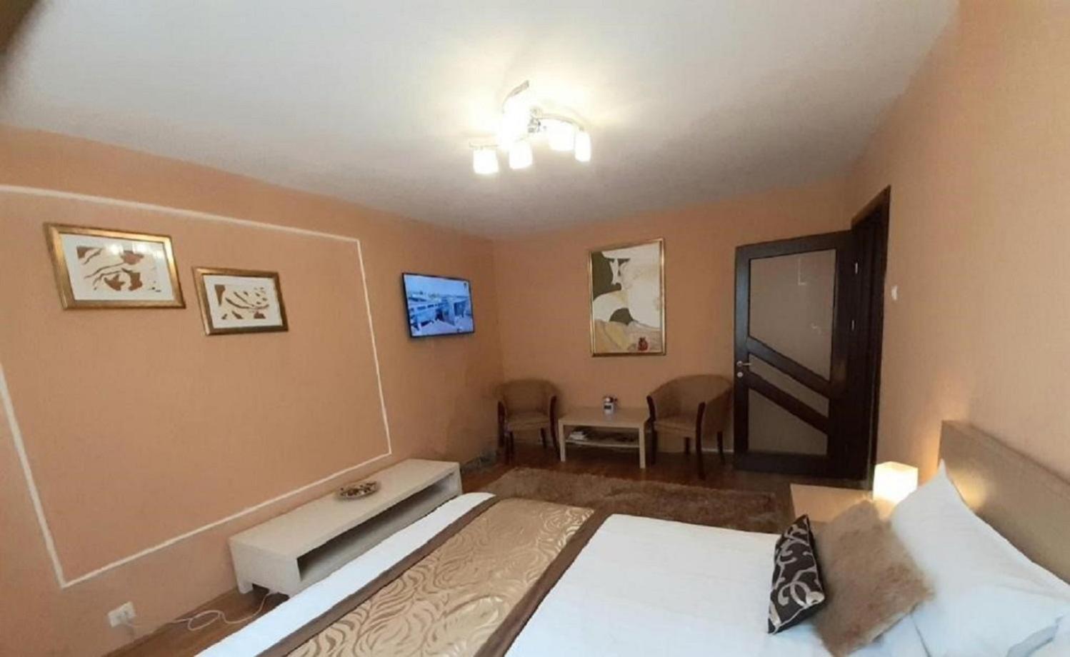 Apartament Central Piatra Neamţ Exteriör bild